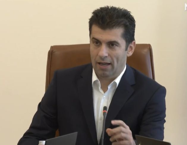 Петков издаде строга заповед заради влиянието на Путин у нас ВИДЕО