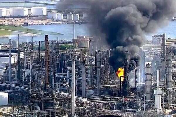 Русия нанесе нов ракетен удар по нефтопреработващ завод в Кременчуг, в Полтавска област вият сирени