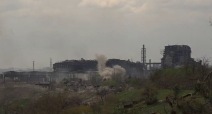 Украйна преговаря с Русия за евакуиране на ранени бойци от "Азовстал" ВИДЕО 