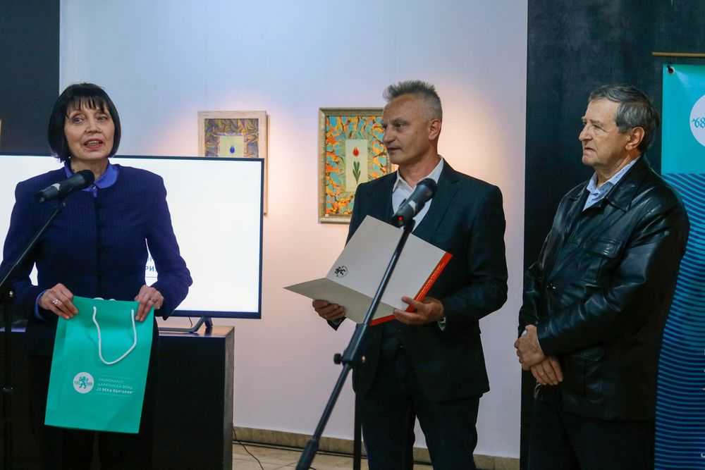 „Опашката“ е Романът на годината