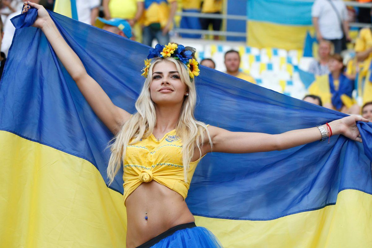 Боян Чуков сподели за драмите на украинските бежанки в Европа и мрежата прегря