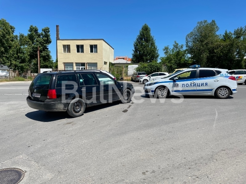 Известен врачански бизнесмен е приет в болница след тежка катастрофа СНИМКИ