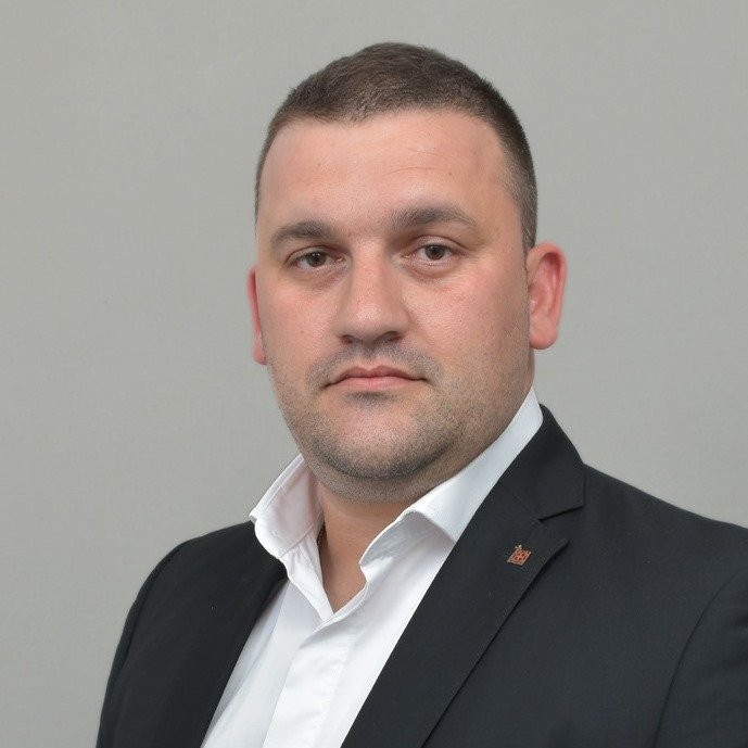 Бивша министърка потъна в скръб СНИМКА