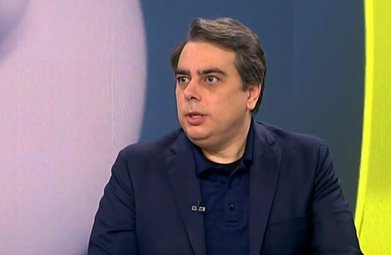 Асен Василев обясни защо Италия и Германия може да купуват руски газ, а ние - не