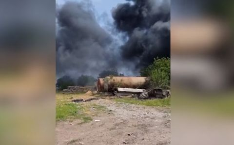 Николаев потъна в мрак посред бял ден! Небето не се вижда след... ВИДЕО