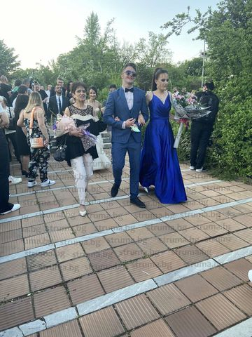 Цяла България говори за този абитуриент, ето как се появи на бала си СНИМКИ