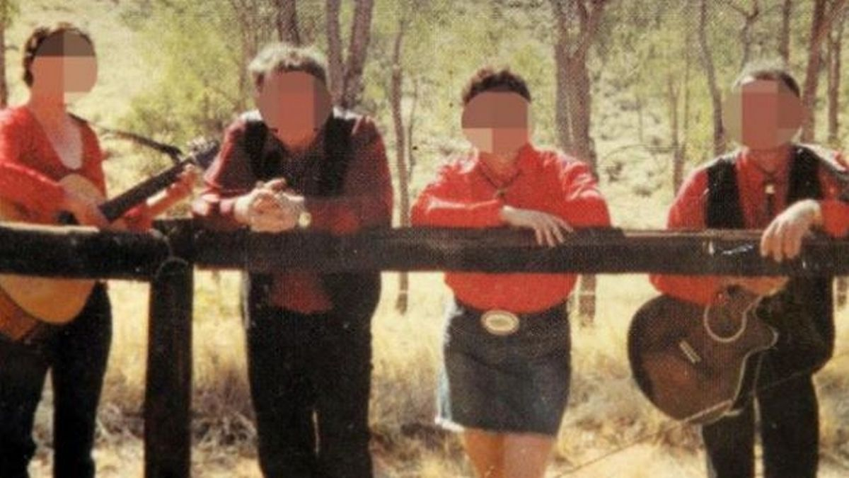 Кланът на кръвосмесителите: Сестра ми е бременна, но не знае от кой брат