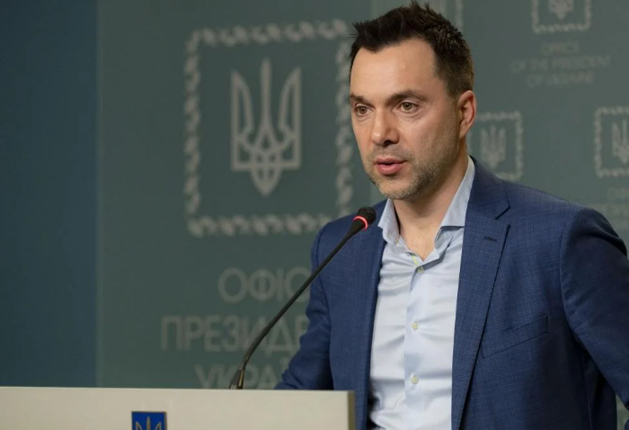 Арестович обвини Германия в неуспехите на ВСУ в Луганска област ВИДЕО