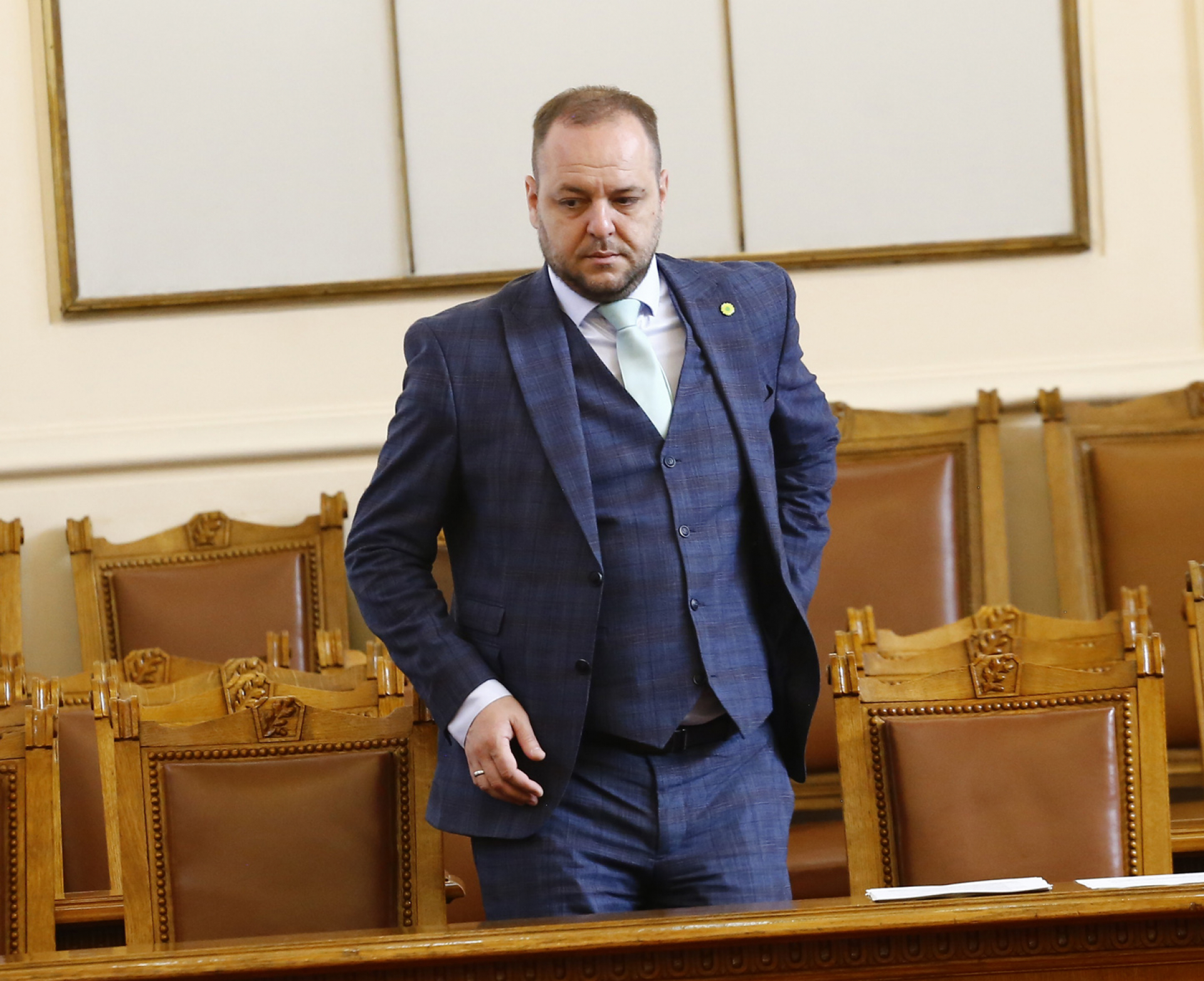 Тежък удар за Борислав Сандов, няма да е депутат, защото...