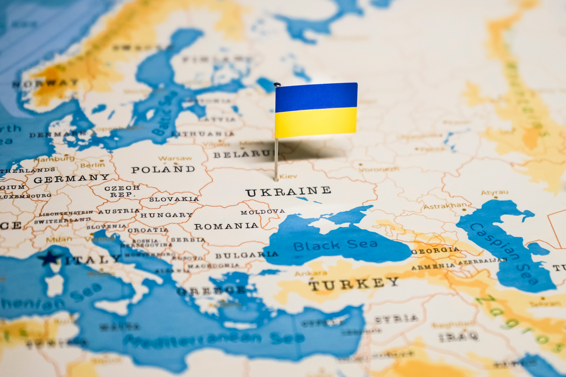 Украйна загуби завинаги Крим, Донецк, Луганск, Мъск е съгласен
