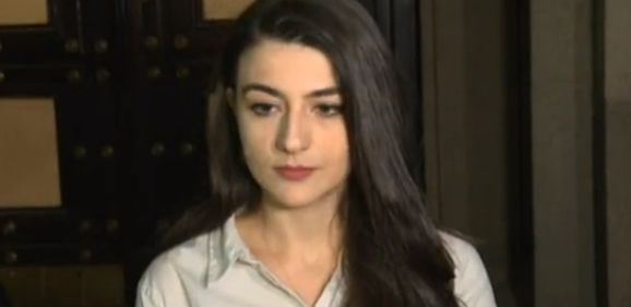 Бориславова призна ще предаде ли кабинетът "Петков" националния интерес на България заради Скопие 