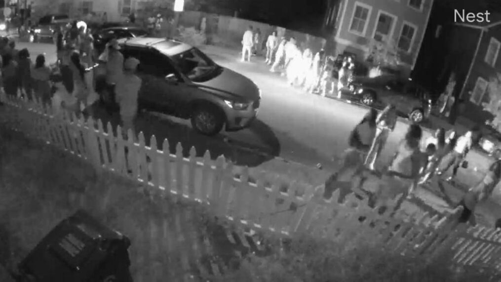 Нова кървава стрелба с пушки и пистолети ужаси САЩ ВИДЕО