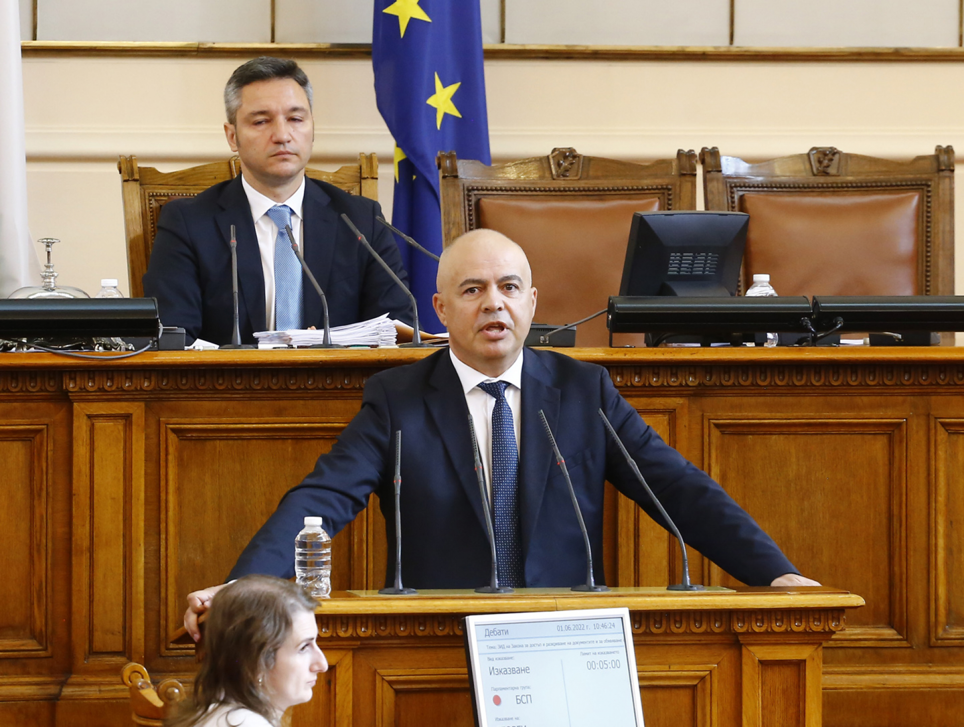 Свиленски разкри колко зле са Кирил и Асен в парламента, предупреди за "коалиция на войната"