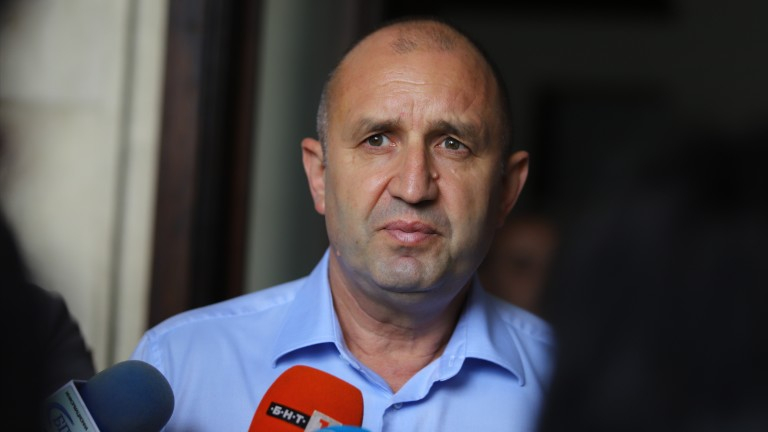 Радев: 4 пъти по-зле сме от Швеция в пътната безопасност