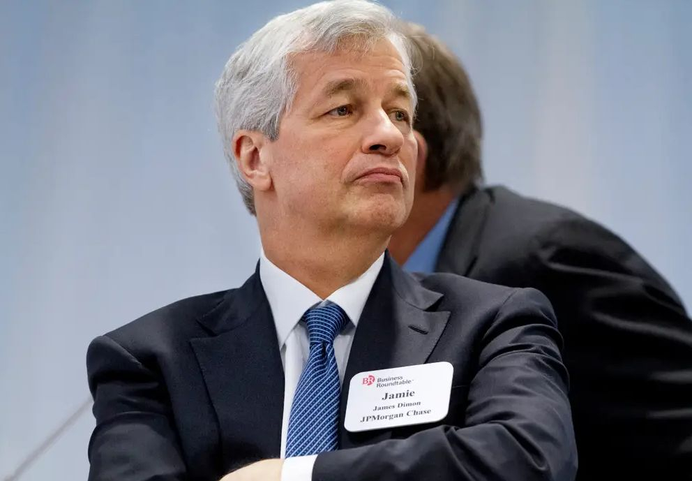 Директорът на JP Morgan: Гответе се, иде икономически ураган