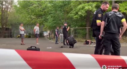 ВИДЕО от войната: Киев дава оръжия на всеки, но ето какъв ужас се случи в Одеса