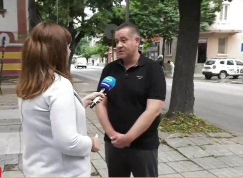 Потресаващо! Родители в Монтана седнаха да пият ракия, намериха децата им на улицата ВИДЕО