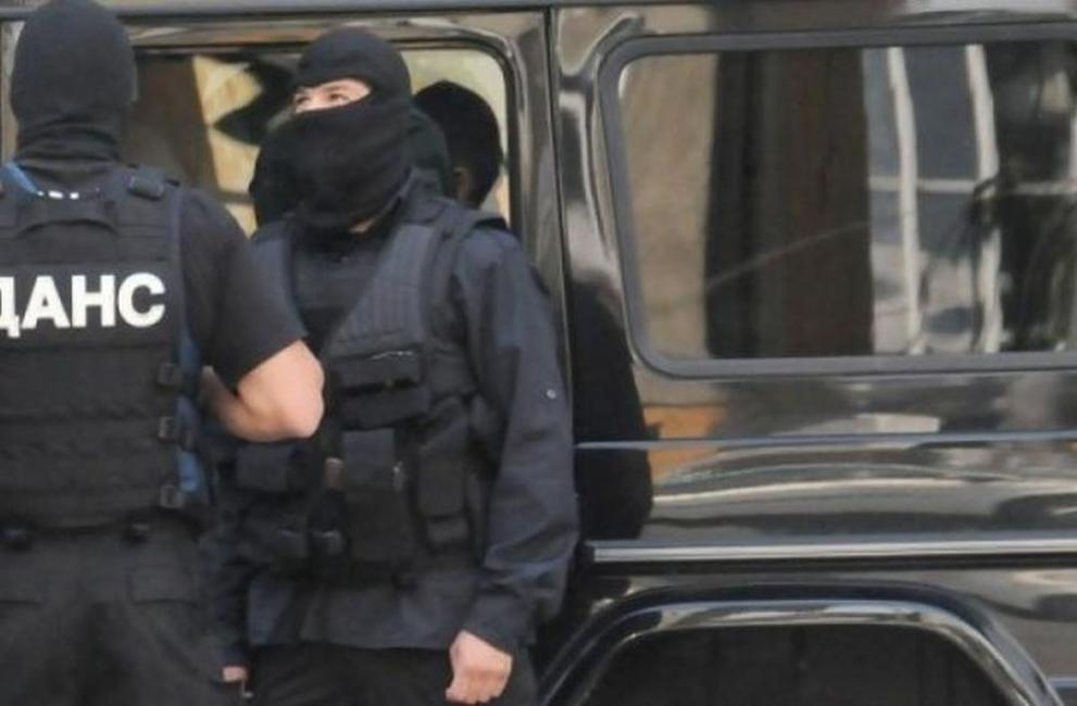 Дръзка кражба на оръжие от военния завод „Ивайло“, ДАНС на крак 