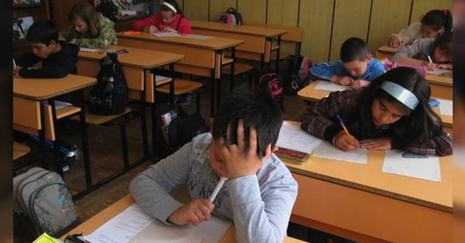 На малката матура в 4-ти клас 88% от децата не знаят какво е пожарникар и горделив