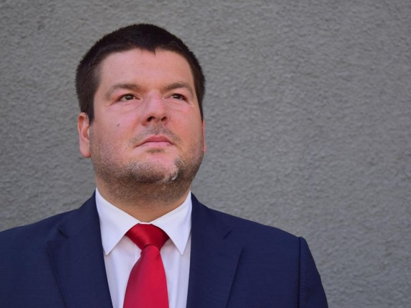 Депутат от БСП със скандални разкрития за назначения на Държавна агенция!