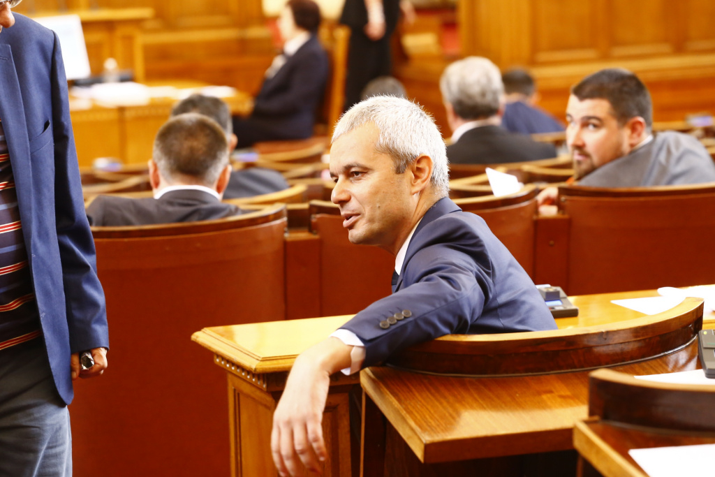 Костадин Костадинов си навлече гнева на Скопие 