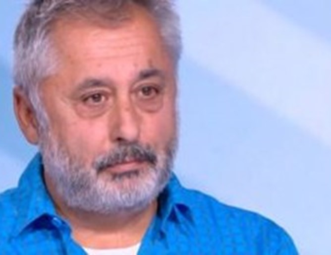 Бащата на Кирил Петков зове за бунт: Честните да излязат на улицата! СНИМКИ