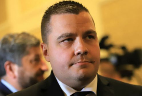 Балабанов срази Ицо Хазарта с 8 въпроса за далаверите на началниците му от ПП