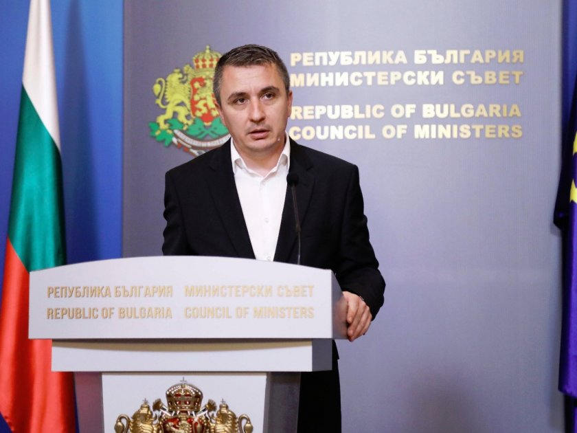 Бомбата е факт! Енергийният министър каза кога хвърля оставка и обясни за "Газпром"