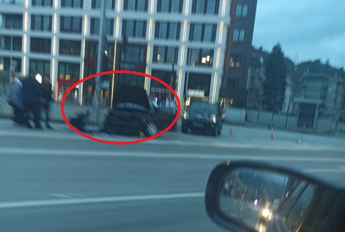 Първо в БЛИЦ! Страшно меле до мол Парадайс, само на метри от убийството на Милен Цветков СНИМКИ