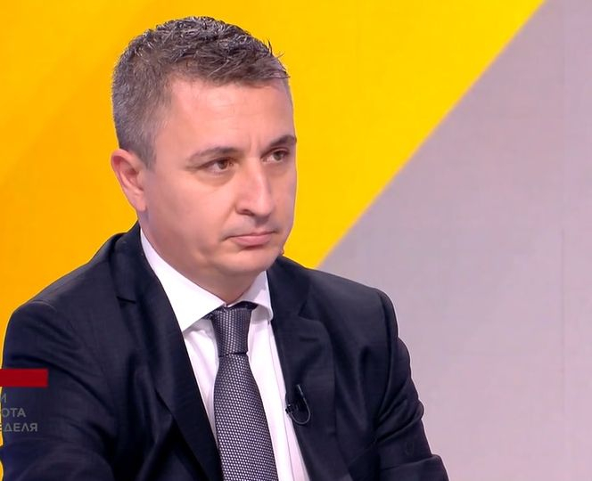 Енергийният министър разкри какви заръки му е давал Слави Трифонов и защо хвърля оставка