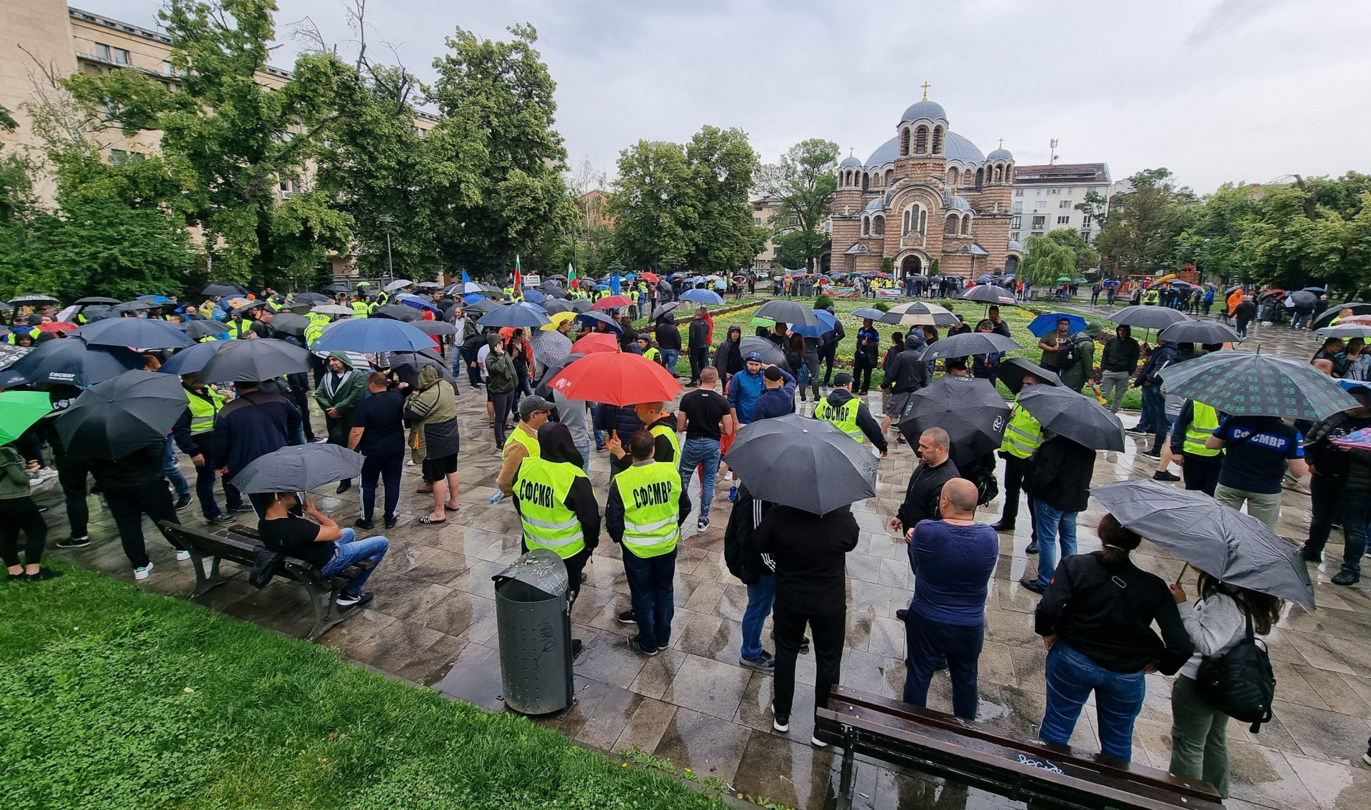 Започна протестът на полицаите - ето какво искат СНИМКИ