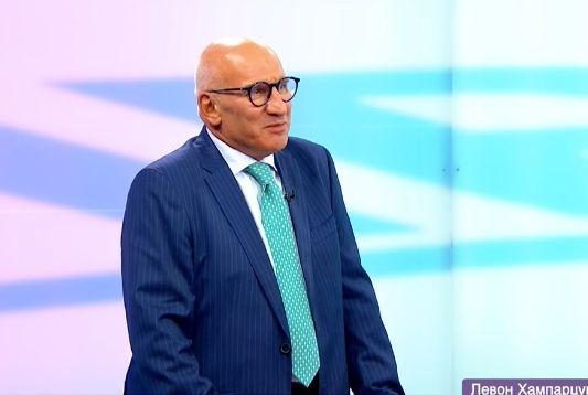 Хампарцумян: Слави Трифонов разчита на драматичен ефект и обрати, но това не е телевизия