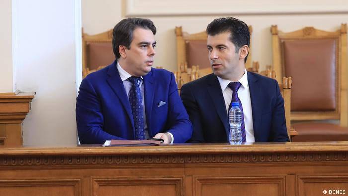 Петков удари дъното с този рекет към хората на Слави
