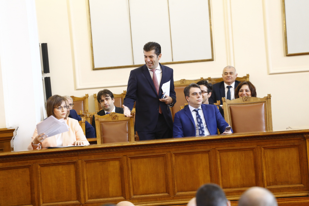 "Промяната" готви два варианта на кабинет с 3 имена за премиер заради вота на недоверие
