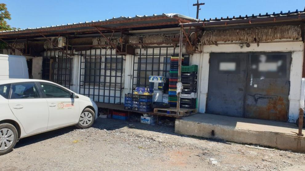 Спряха продажбата на над тон храни от нелегални складове в София СНИМКИ