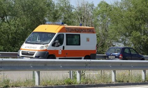 Шофьор спря, излезе от колата и го откриха мъртъв до с. Оброчище