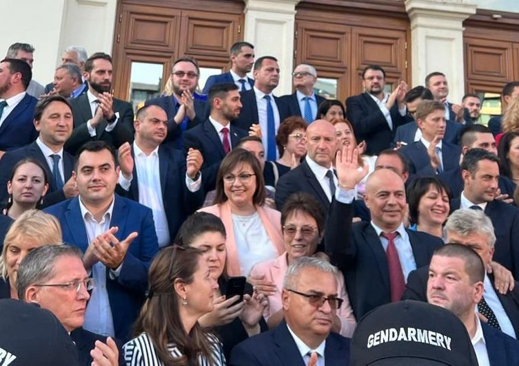 Корнелия Нинова: „Възраждане“, ДПС и ГЕРБ гласуваха против да се увеличат доходите на младите семейства, пенсиите и парите на земеделците