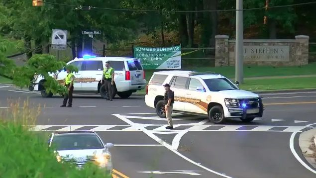 Кървава баня в църква в Алабама ВИДЕО