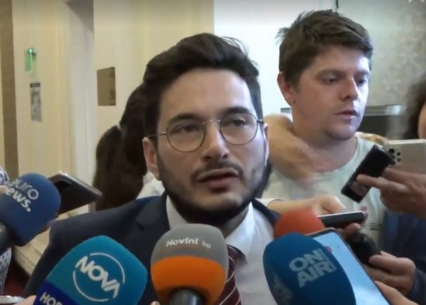 Новият отлюспил се от ИТН депутат проплака за решението и страданията си  ВИДЕО