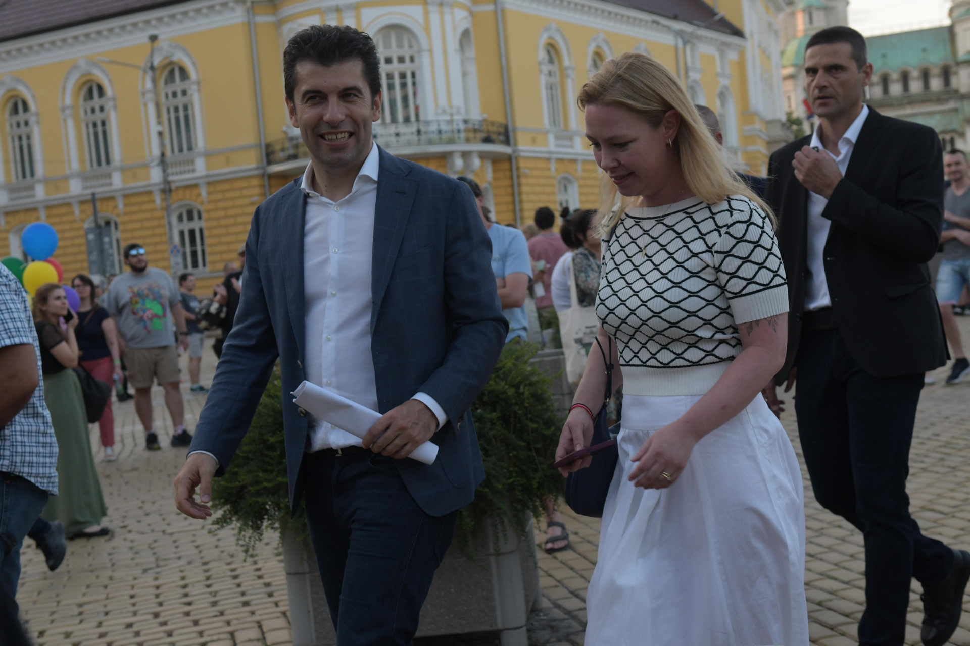 Скандална СНИМКА на Кирил и Лена взриви мрежата