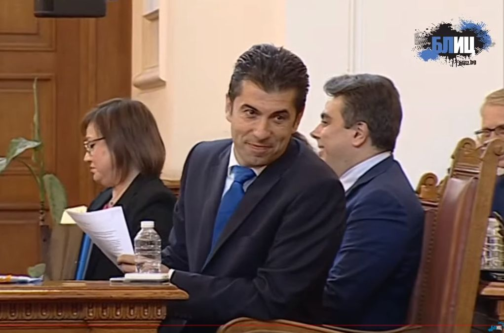 Нова свада между Петков и Йорданов в НС: Не ми сочи с пръстенце, защото... БЛИЦ TV