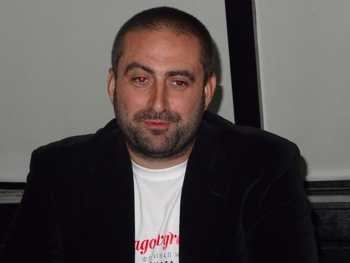 Рапърът Енчев яко сгази лука 