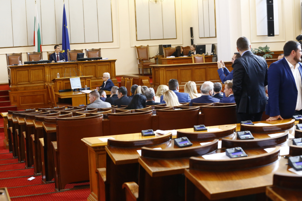 Мира Радева: Това може да е основата на нова коалиция
