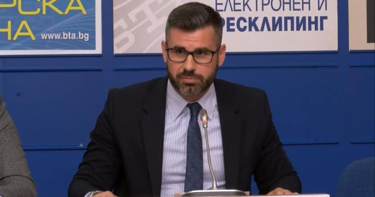 Кузман Илиев разтърси нета с думи за Македония, България и "зловещия болшевик Сталин"