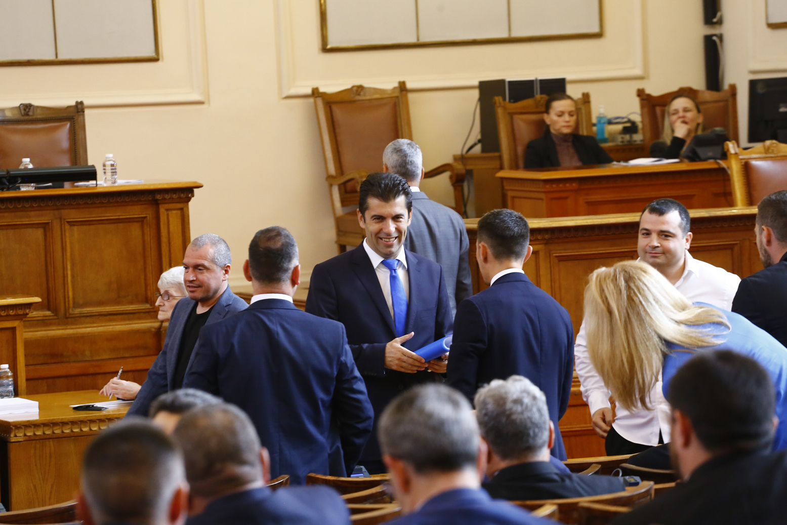 Костадинов: Престъпното правителство на Петков ни води към опасни отношения с Русия