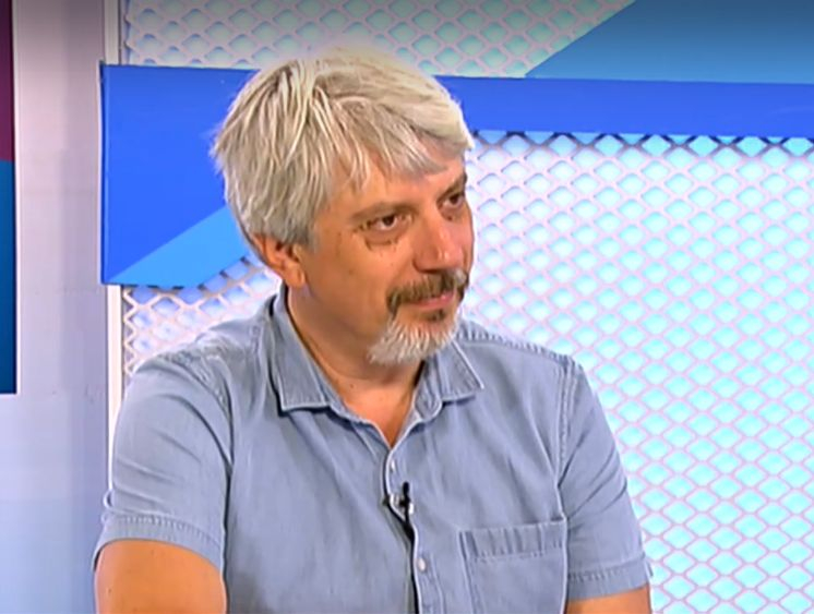 Проф. Витанов: Чака ни сценарий "Синьо лято" до 15 юли, а след това иде... ВИДЕО