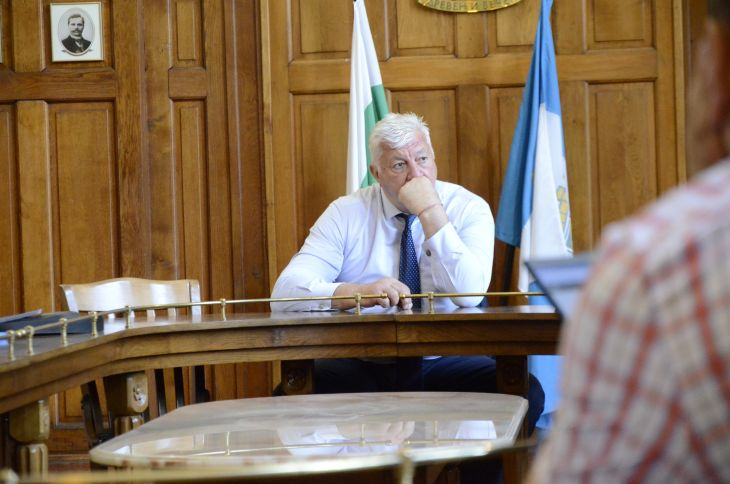 С 12 мнл. лв. завършват козирката на стадион "Христо Ботев" в Пловдив