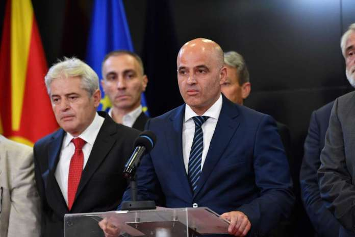 Ковачевски: Историческите въпроси отпаднаха от Преговорната рамка, защитихме македонската идентичност