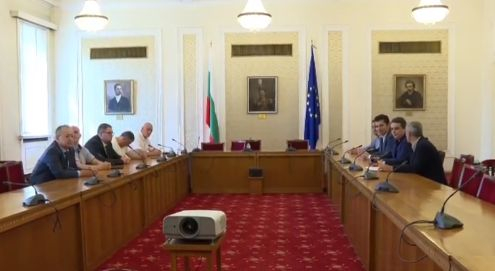 Избягалите от ИТН обявиха условието си за подкрепа на кабинет на ПП  ВИДЕО 