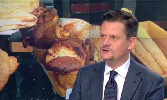 Зам.-министър Маргаритов: Поевтиняването на хляба е заради 0% ДДС, а не заради промоции